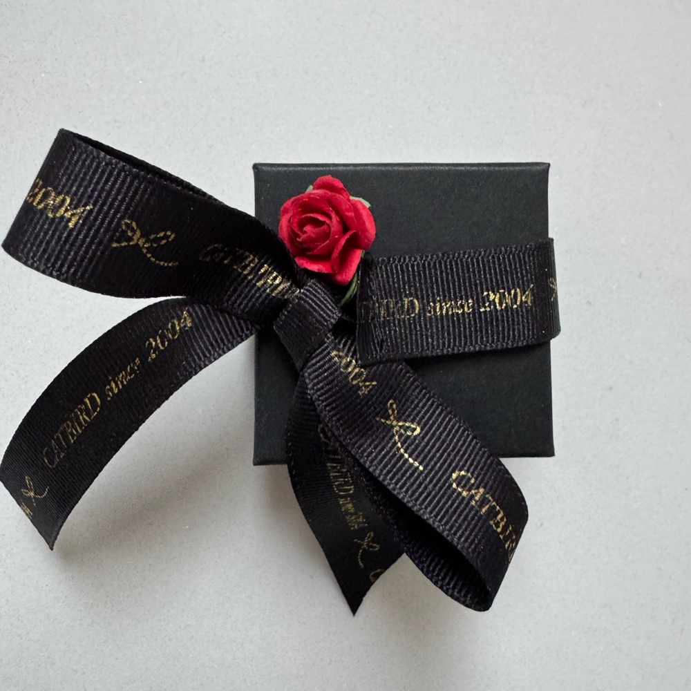 Laurie Fleming Dewy Diamond Rose Charm - Picture 4 of 4